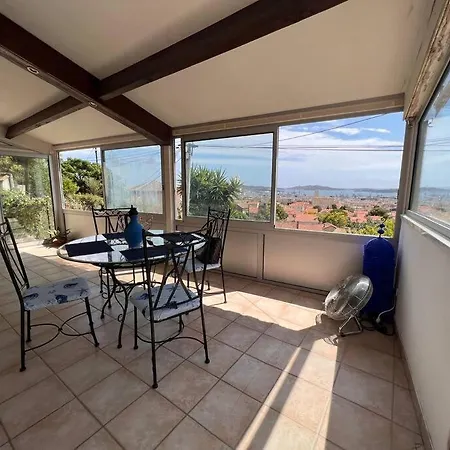 Maison Au Calme Avec Vue Mer A 180° * טולון